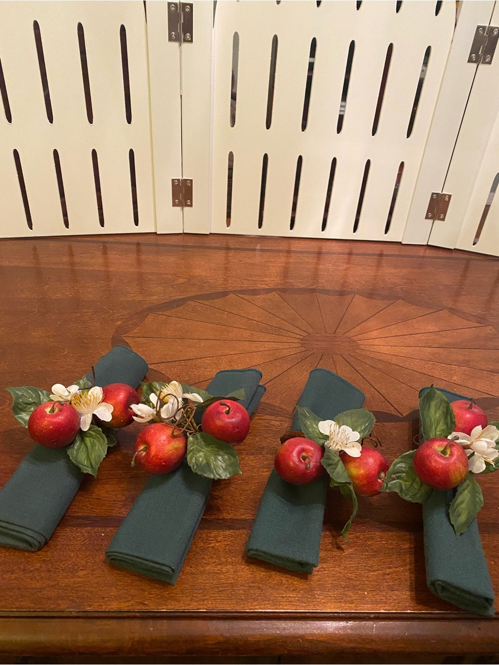 Vintage Red Apple Napkin Rings with Green Leaves and Napkins